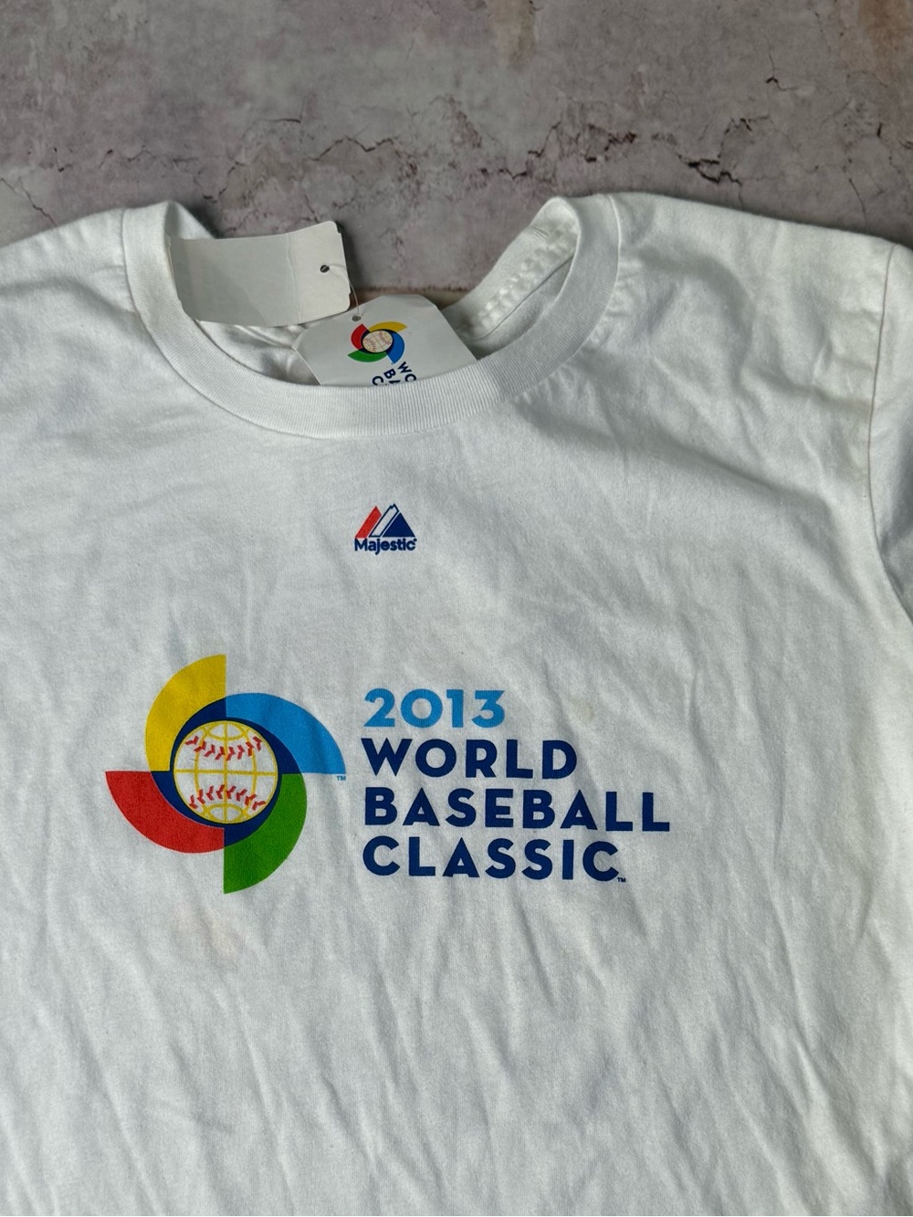 NWT World Baseball Classic 2013 White Graphic Tee Slim Fit Size Medium